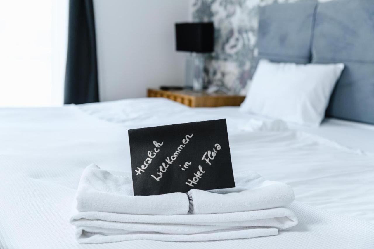 Schwäbisch Gmünd Hotel Flora מראה חיצוני תמונה